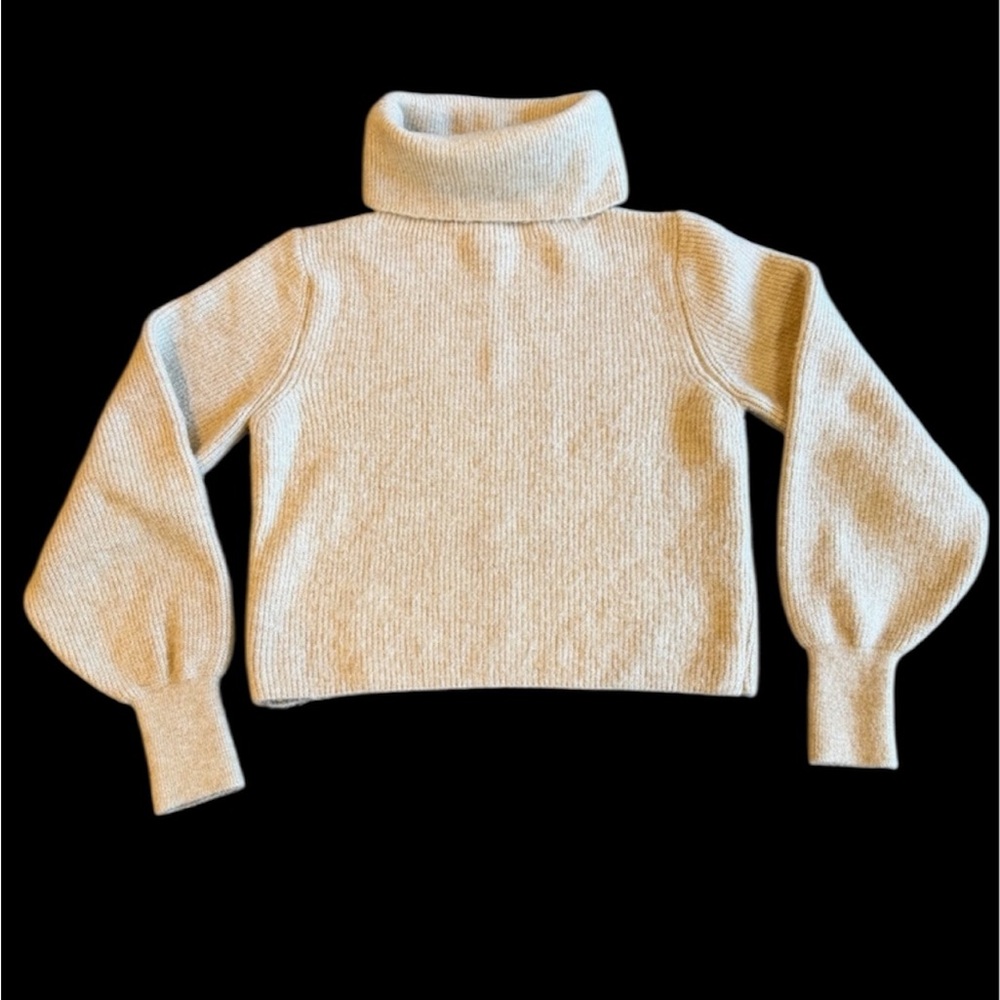 TOPSHOP Cream Rib Knit Turtleneck Sweater – Size XS